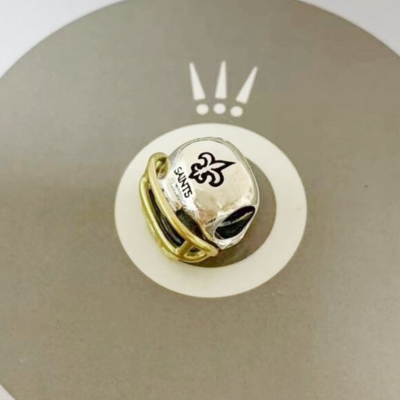 Pandora NFL New Orleans Saints Football Helmet Charm Pendant - Picture 1 of 2
